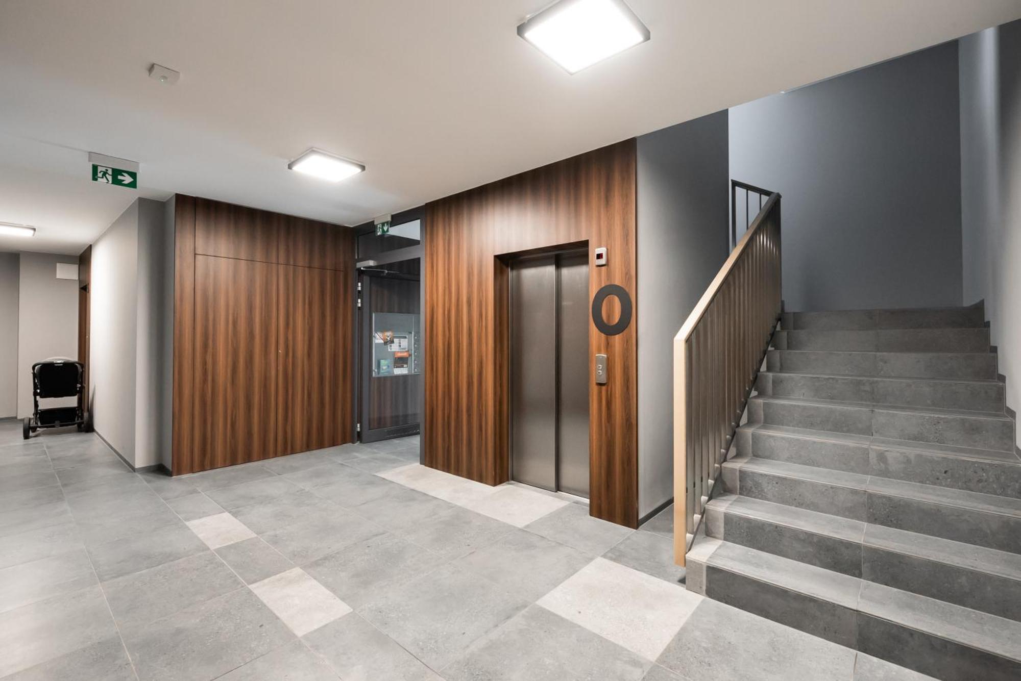 Brzeziny Deluxe Apartment Warsawa Bagian luar foto